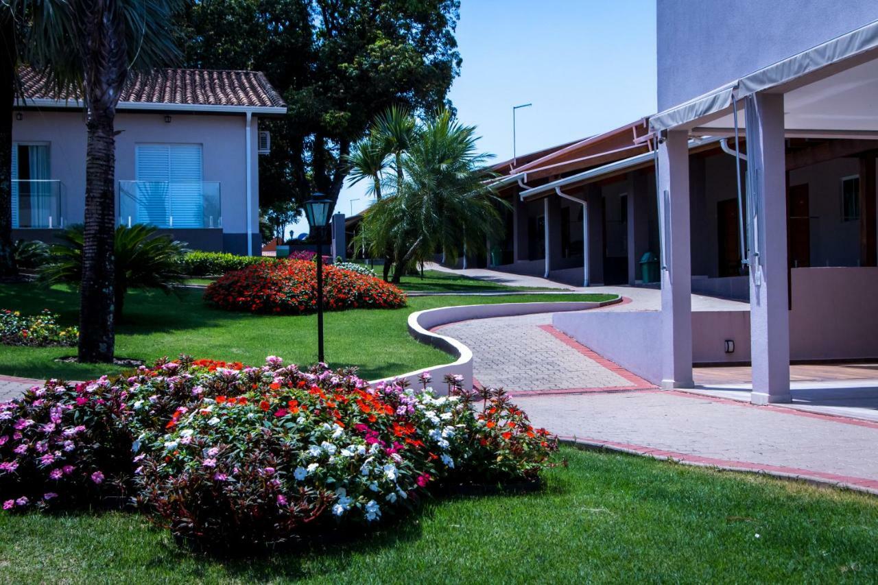 Villa De Holanda Parque Hotel Holambra Exteriör bild